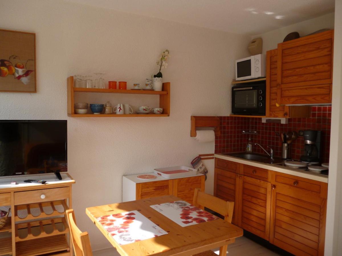 קרנאק Studio Lumineux Avec Belle Terrasse Sur Espaces Verts, 100M Plage מראה חיצוני תמונה